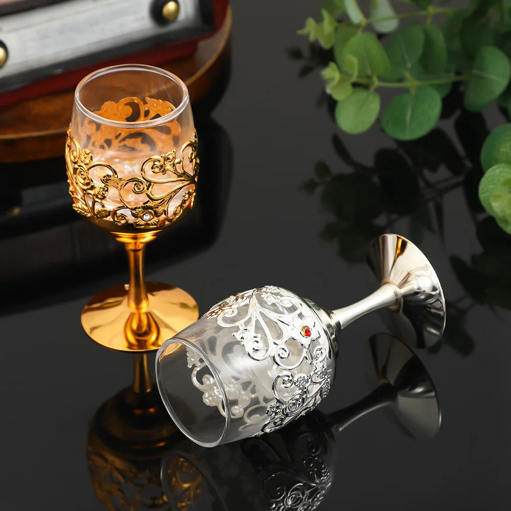 Taça de Vinho  Dourada