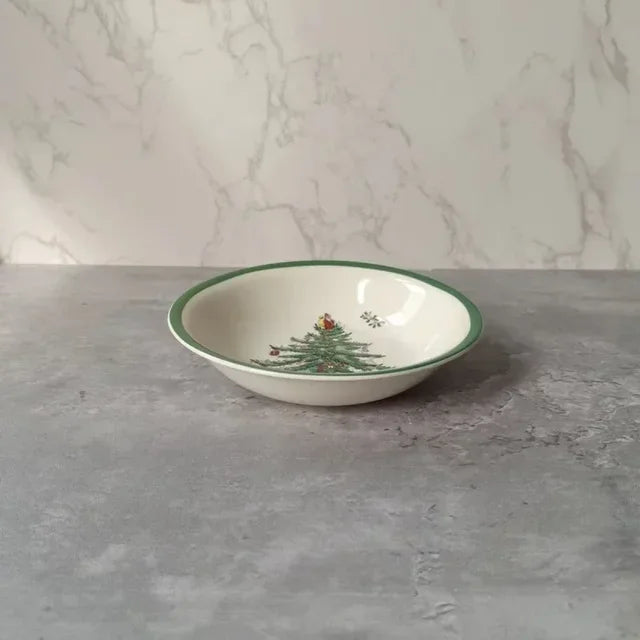 Coleção Pinheiro de Natal: Porcelana Clássica em Branco e Verde
