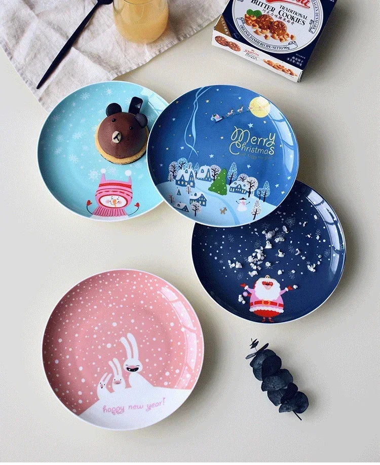 Coleção de Pratos Natalinos: Porcelana Ilustrada com Cenas de Inverno