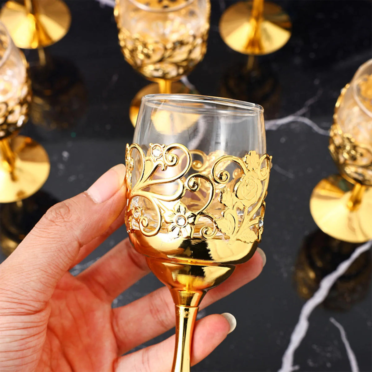 Taça de Vinho  Dourada