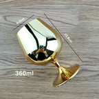 Taça de vidro dourado