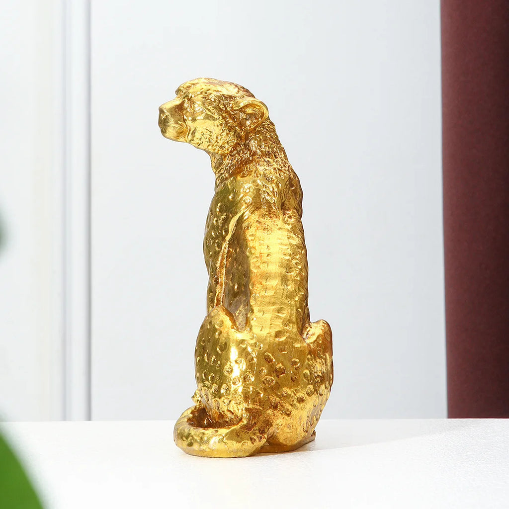 Par de Onças Douradas: Escultura Texturizada em Dourado Metálico