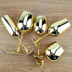 Taça de vidro dourado