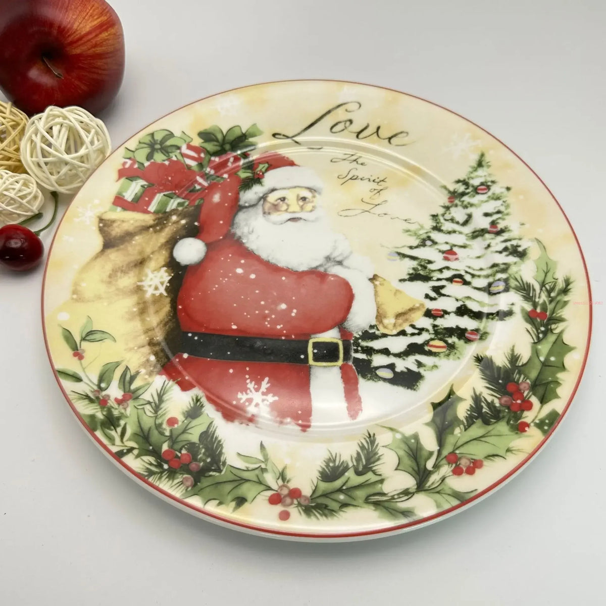 Coleção de Pratos Natalinos: Porcelana Ilustrada com Cenas de Inverno