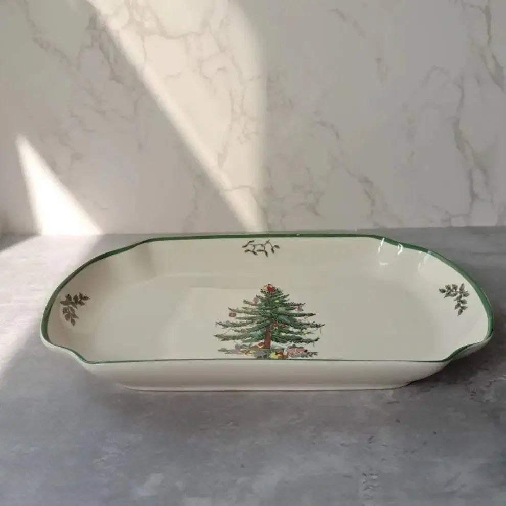 Coleção Pinheiro de Natal: Porcelana Clássica em Branco e Verde