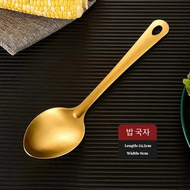 Kit Utensílios Dourados: Aço Inoxidável Premium para Cozinha de Chef